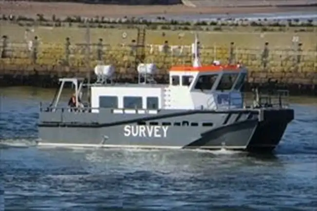 Navio de pesquisa à venda