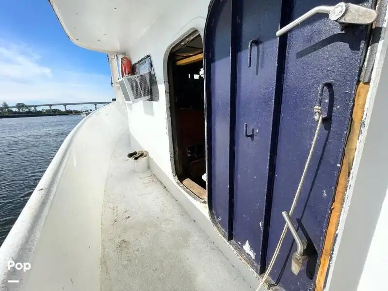 Navio de pesca de arrasto à venda