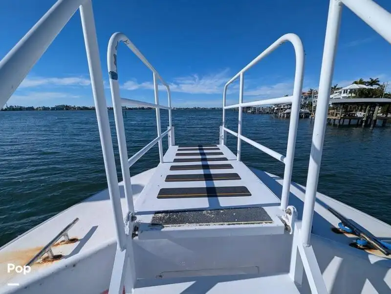 Navio de cruzeiro e ferry à venda