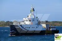 Barco de tripulação à venda