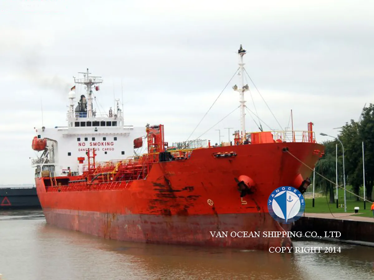 Navio-tanque de óleo/produtos químicos à venda