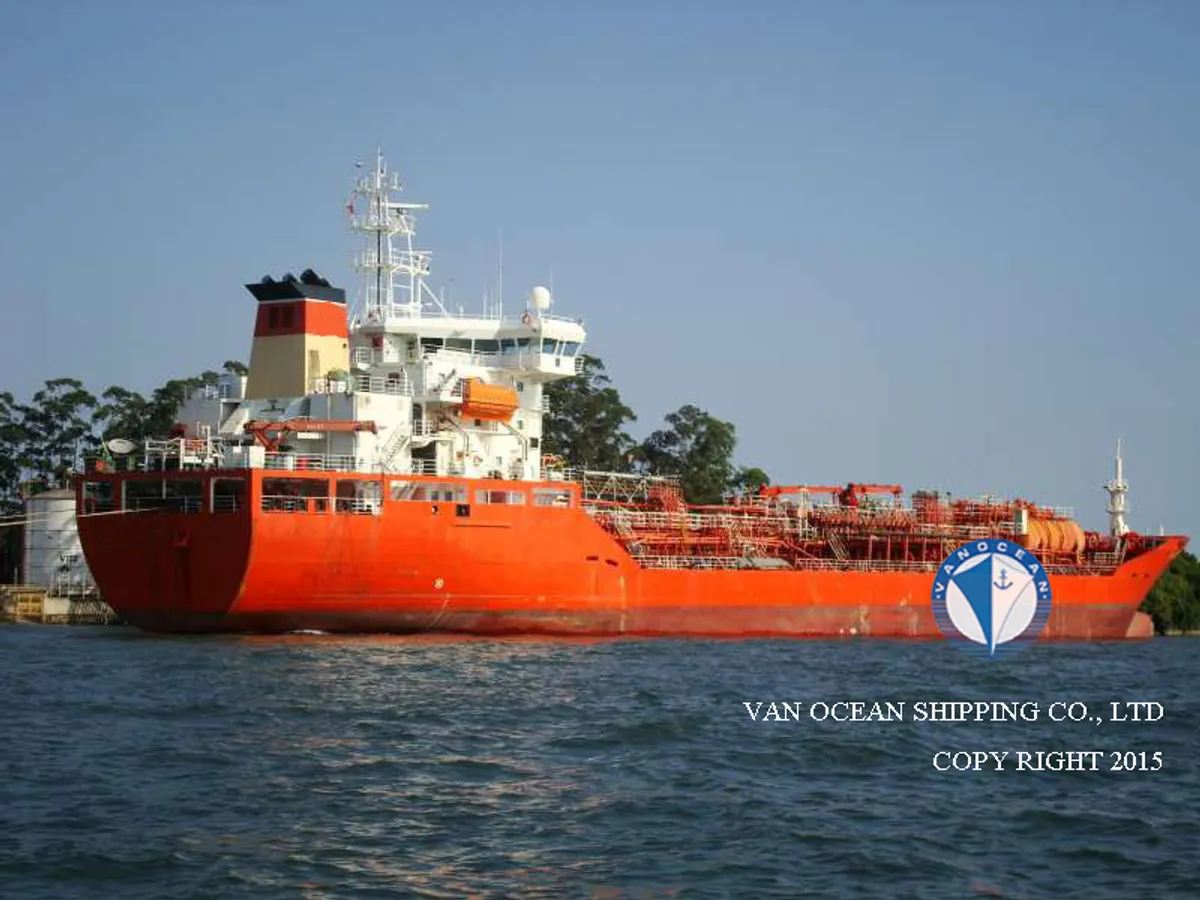 Navio-tanque de óleo/produtos químicos à venda