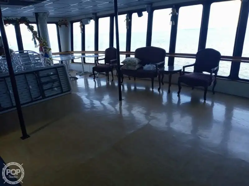 Navio de cruzeiro à venda