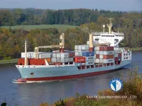 Navio frigorífico à venda