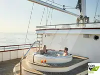 Navio de cruzeiro à venda