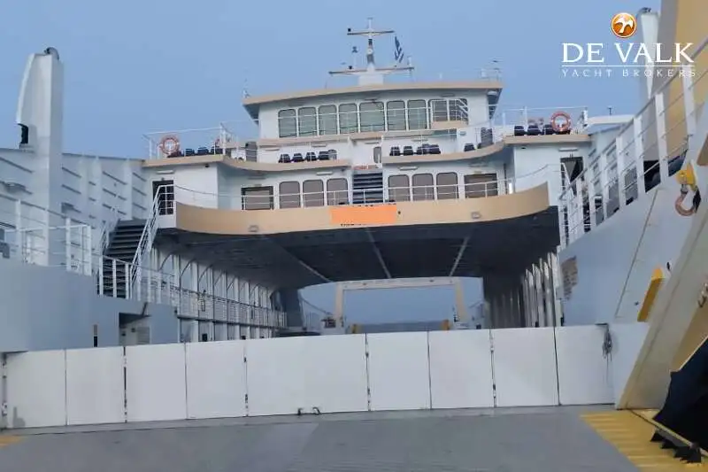 Navio de transporte de passageiros (Ferry) à venda