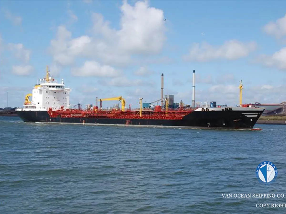 Navio-tanque de óleo/produtos químicos à venda