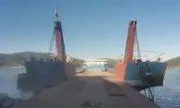 Barcaça à venda