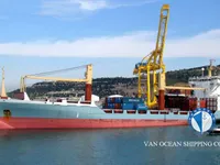 Navio frigorífico à venda
