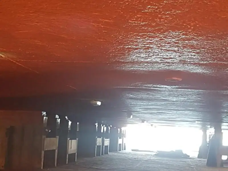 Barcaça à venda