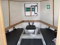 Barco de tripulação à venda
