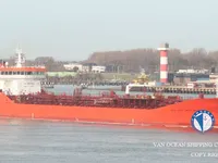 Navio-tanque de óleo/produtos químicos à venda