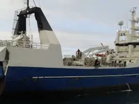 Navio de pesca de arrasto à venda
