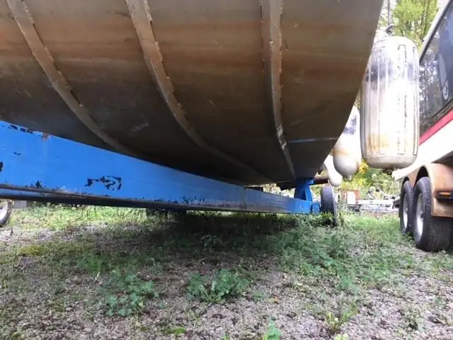 Balsa de desembarque, tanque à venda