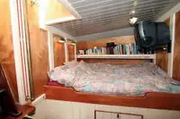 Barcaça à venda