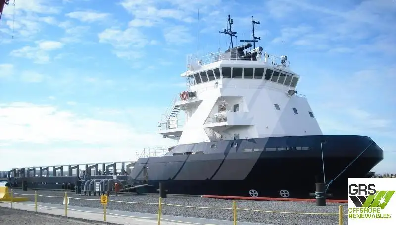 Navio de abastecimento à venda