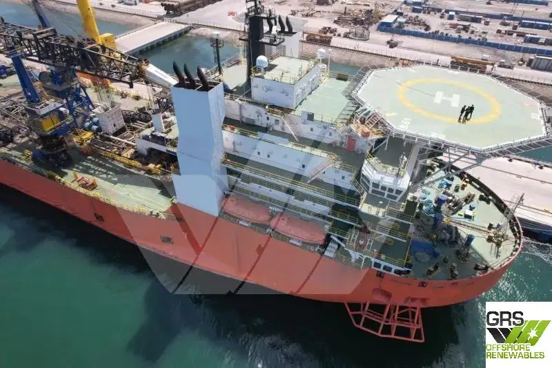 Navio guindaste à venda