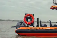 Navio porta-contêineres à venda