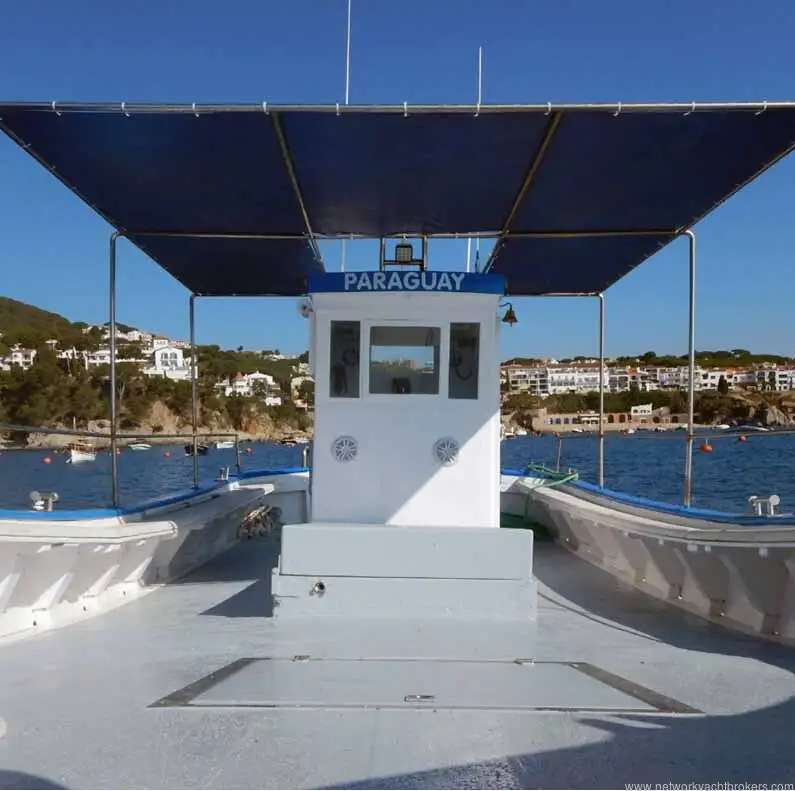 Navio de pesca de arrasto à venda