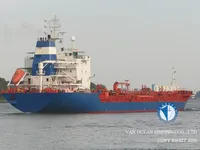 Navio-tanque de óleo/produtos químicos à venda