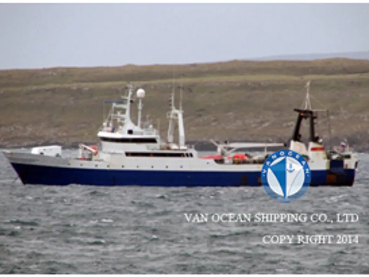 Navio de pesca de arrasto à venda
