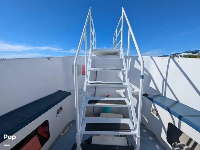 Navio de cruzeiro e ferry à venda