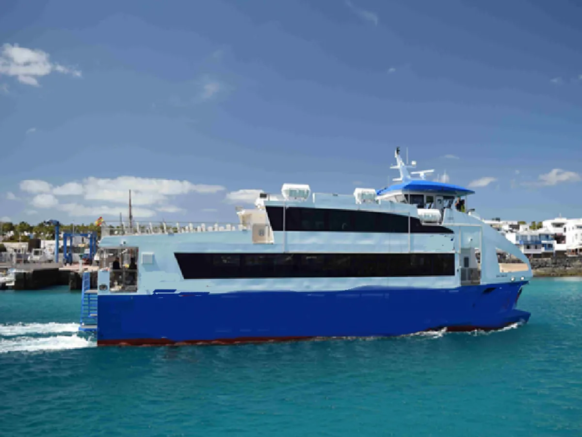 Navio de transporte de passageiros (Ferry) à venda