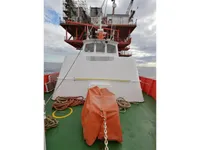 Barco de tripulação à venda