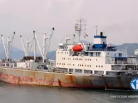 Navio frigorífico à venda