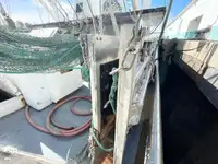 Navio de pesca de arrasto à venda