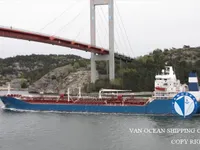 Navio-tanque de óleo/produtos químicos à venda