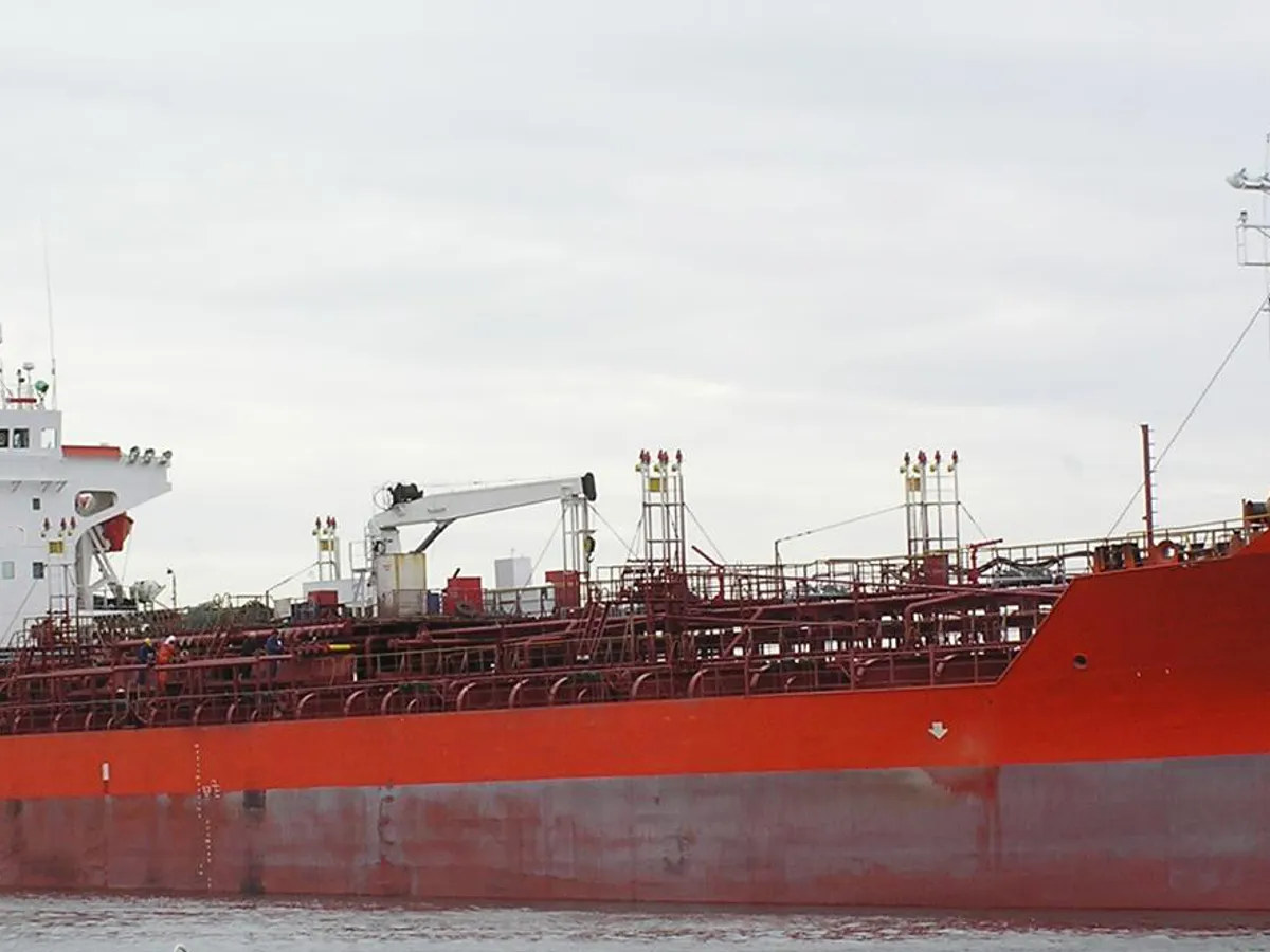 Navio-tanque de óleo/produtos químicos à venda