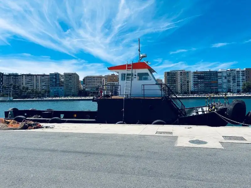 Barcos de trabalho à venda