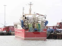 Navio de pesca à venda