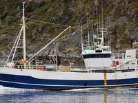 Navio de pesca de arrasto à venda
