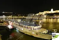 Navio de cruzeiro à venda