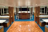Catamarã à venda