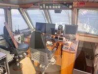 Navio de pesquisa à venda