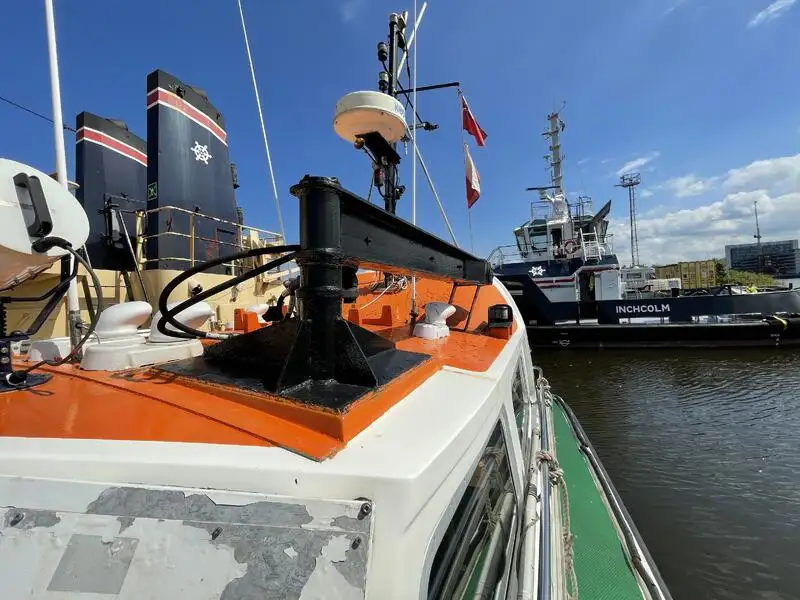 Barco piloto à venda