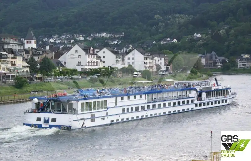Navio de cruzeiro à venda