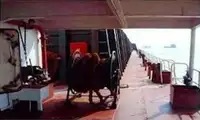 Barcaça à venda