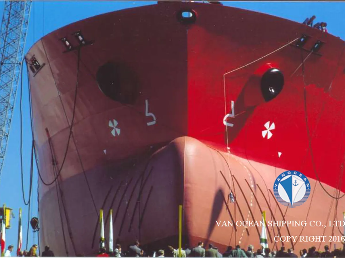 Navio-tanque de óleo/produtos químicos à venda