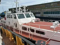Navio de passageiros à venda