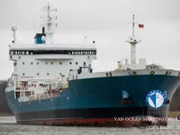Navio-tanque de óleo/produtos químicos à venda