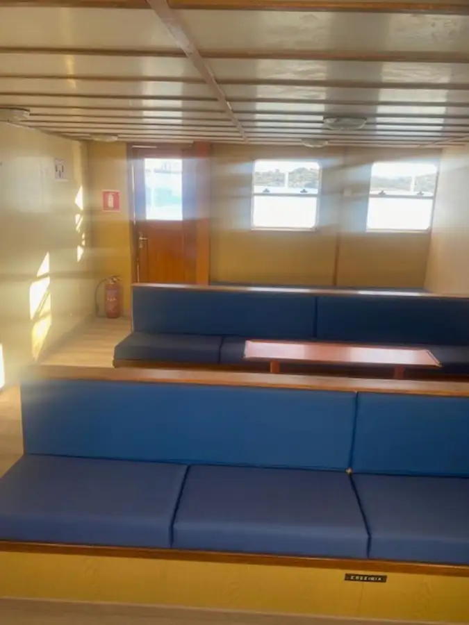 Navio de transporte de passageiros (Ferry) à venda