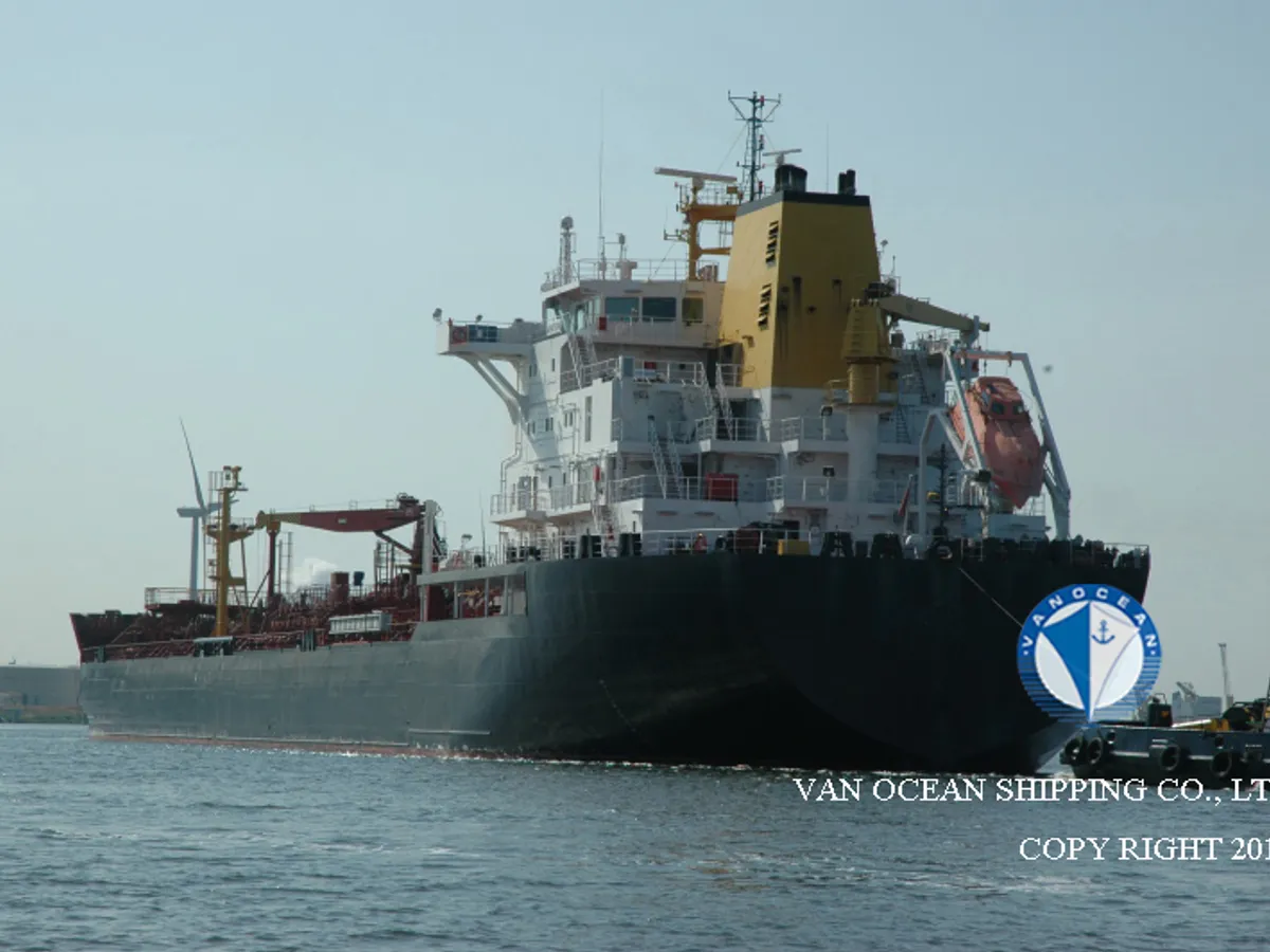 Navio-tanque de óleo/produtos químicos à venda
