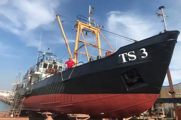 Navio de cruzeiro à venda