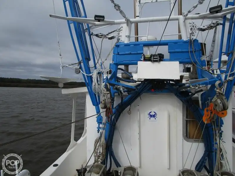 Navio de pesca de arrasto à venda