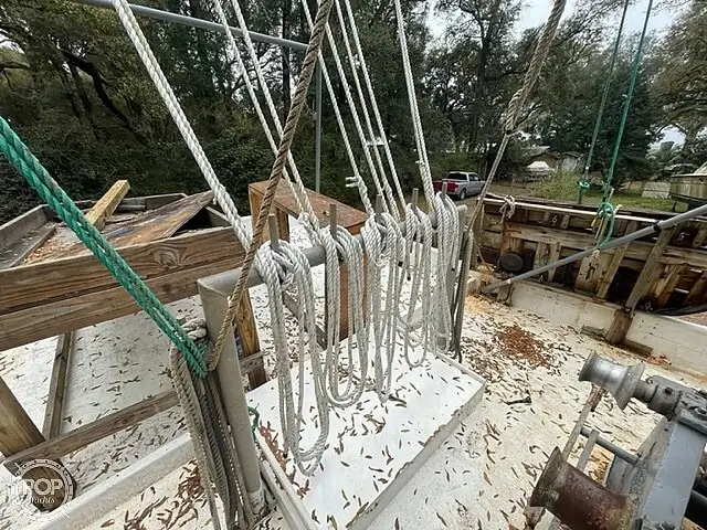 Navio de pesca de arrasto à venda