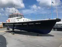 Barco piloto à venda